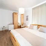 Penzion Gaestehaus Mack - Mosel & Restaurant Trittenheim