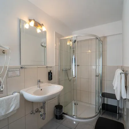 Gaestehaus Mack - Mosel & Restaurant