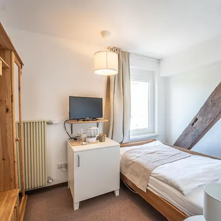 ゲストハウス Gaestehaus Mack 4*